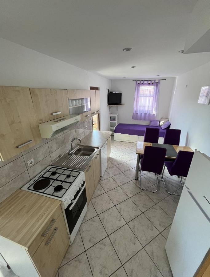 Apartments By The Sea Martinscica, Cres - 14334 Bagian luar foto