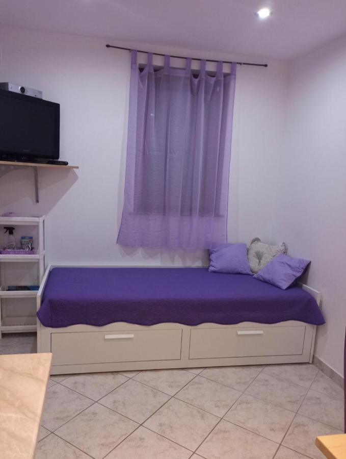 Apartments By The Sea Martinscica, Cres - 14334 Bagian luar foto
