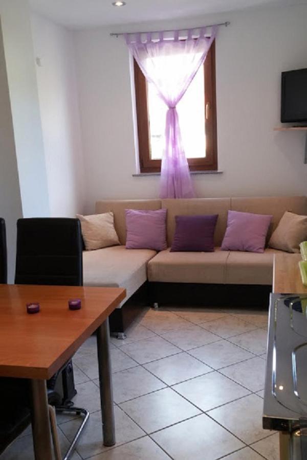 Apartments By The Sea Martinscica, Cres - 14334 Bagian luar foto