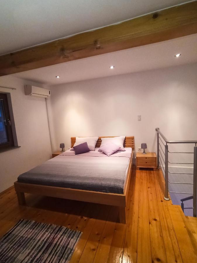 Apartments By The Sea Martinscica, Cres - 14334 Bagian luar foto